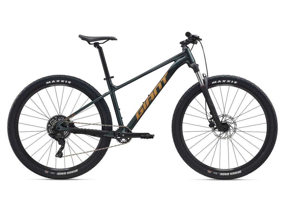 Giant – Legends- Outfitters of Active People
