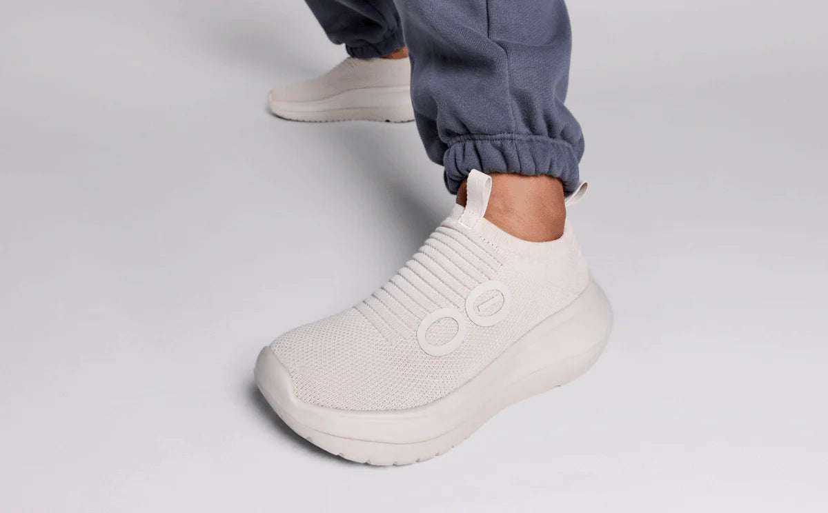 Women's Oofos OOmy Zen Shoes