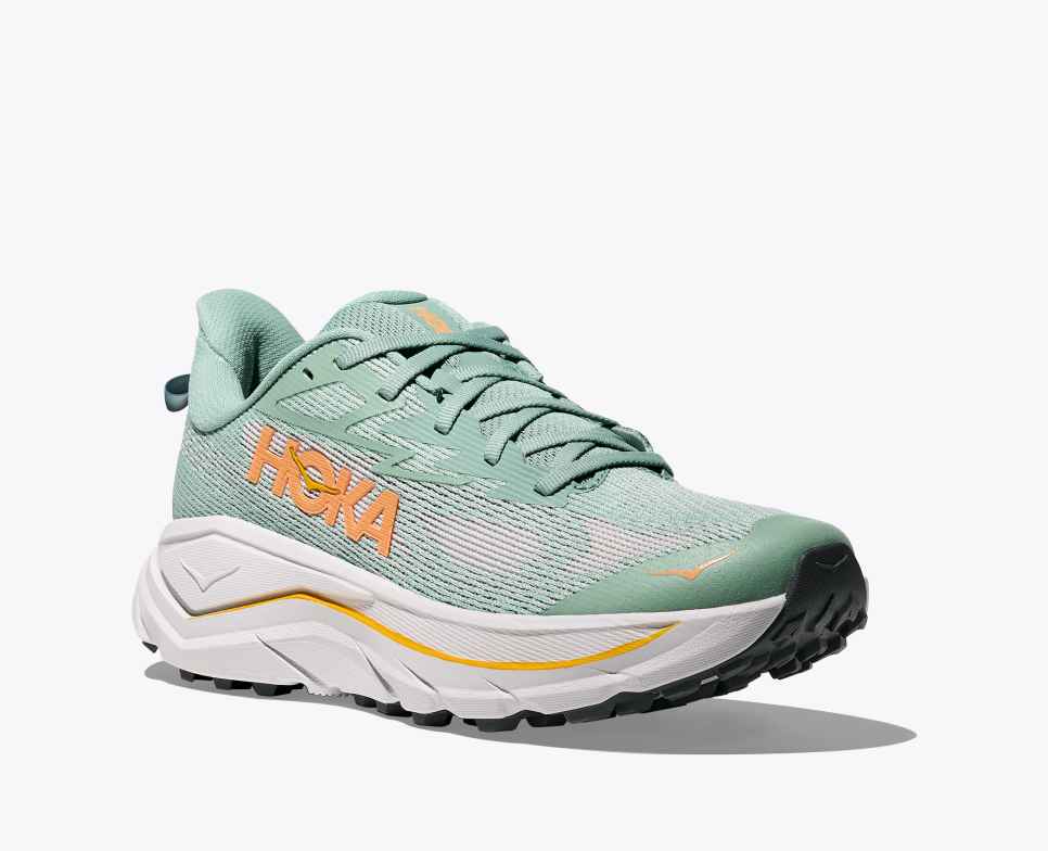 Women's Hoka Challenger 8